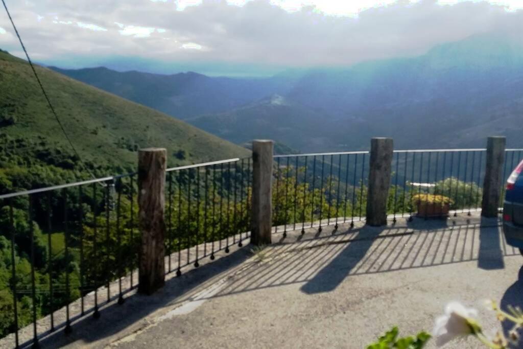 Апартаменты El Mirador De Cobena Ii. Aires De Liebana En Picos Экстерьер фото